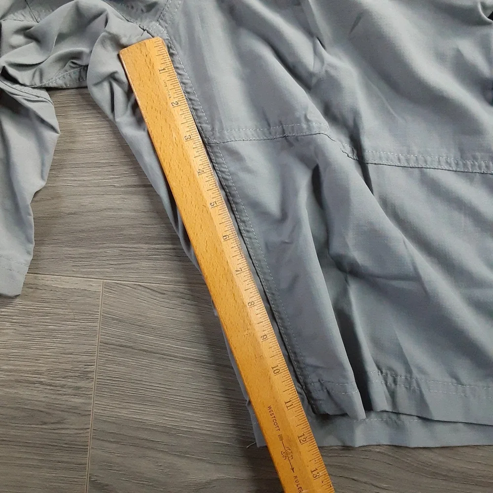 Columbia Mens Gray Nylon Ripstop Cargo Hiking Shorts 42W 12L Outdoor Utility